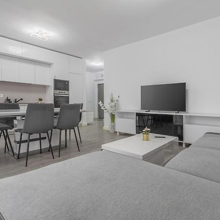 Pure Flat Lejlighed Oradea Eksteriør billede